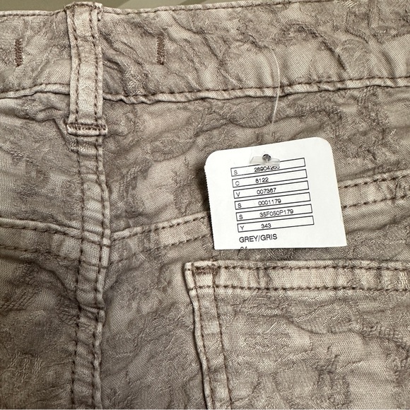 NWT Free People Grey Textured Jacquard Skinny Jeans 24 - Picture 8 of 9